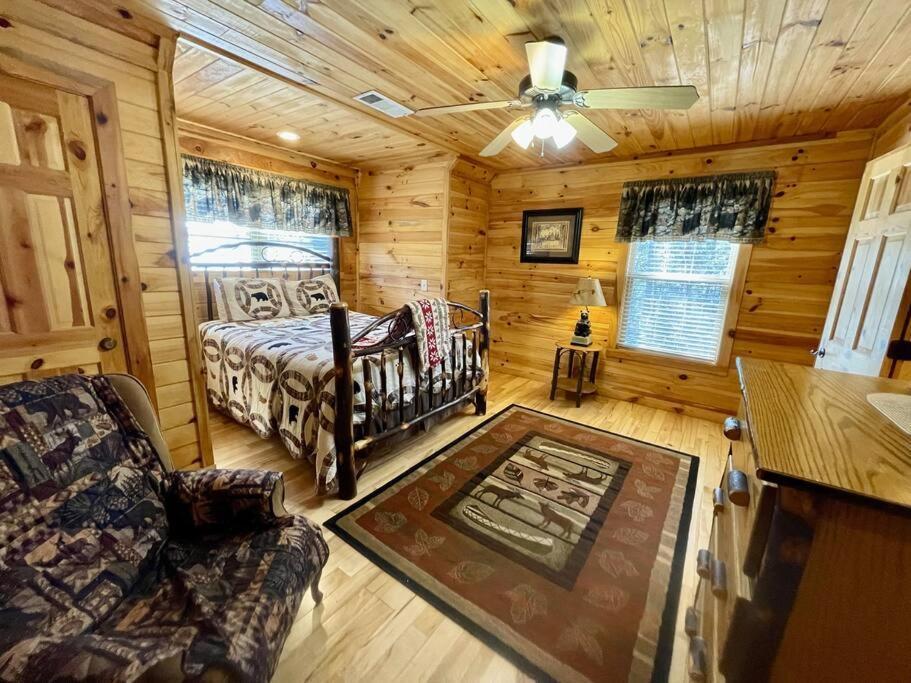 2 Bed Cabin Hot Tub Close To Helen #16 Extérieur photo